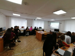В рамках недели финансовой грамотности студенты посетили онлайн-урок Банка России
