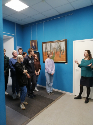 Экскурсия в Щелковской картиной галерее по выставке Олега Симоненко и Дмитрия Веселова