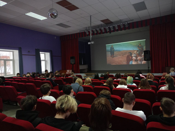 Сегодня в нашем колледже прошли РАЗГОВОРЫ О ВАЖНОМ на тему "Музейное дело и 170 лет Третьяковской галерее"