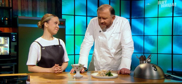 Студентка головного структурного подразделения Щёлковского колледжа Лукова Валерия стала участницей 5 сезона кулинарного шоу известного в России шеф-повара Константина Ивлева &laquo;Молодые ножи&raquo;