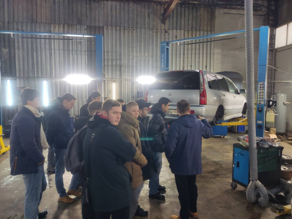 Экскурсия на станцию технического  обслуживания &quot;Автопилот&quot;